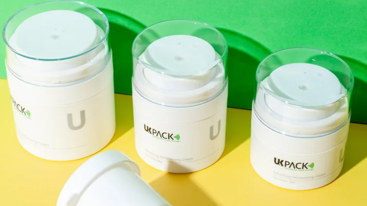 What Are The Common Applications For Airless Monoplastic Bottles?